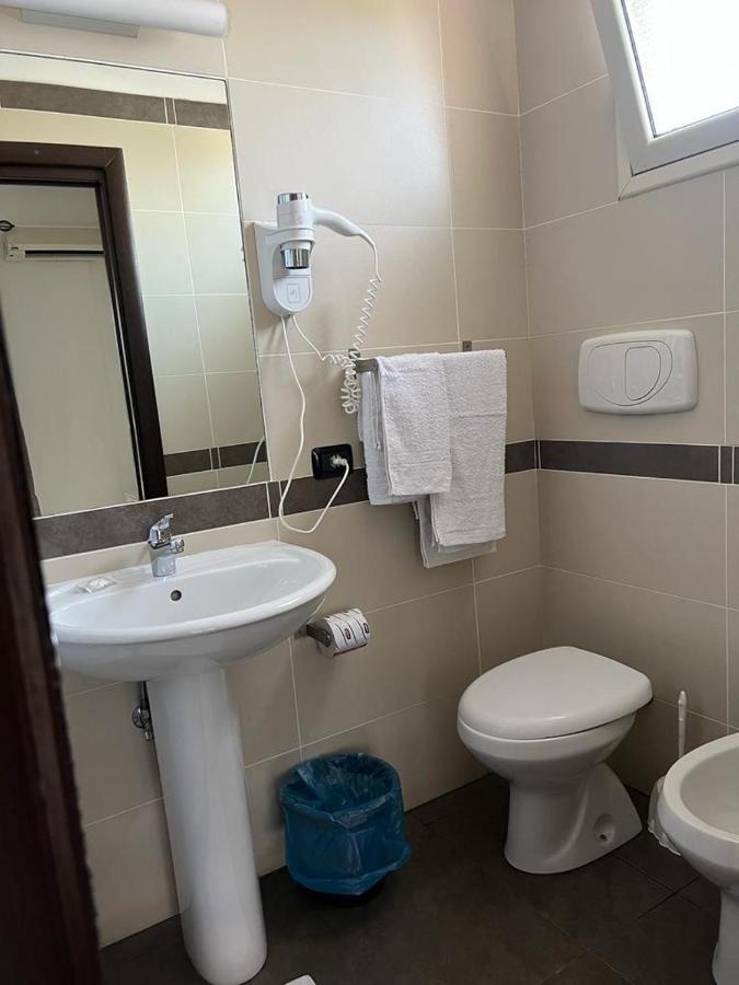 B&B Villa Anna Sibari Bagian luar foto