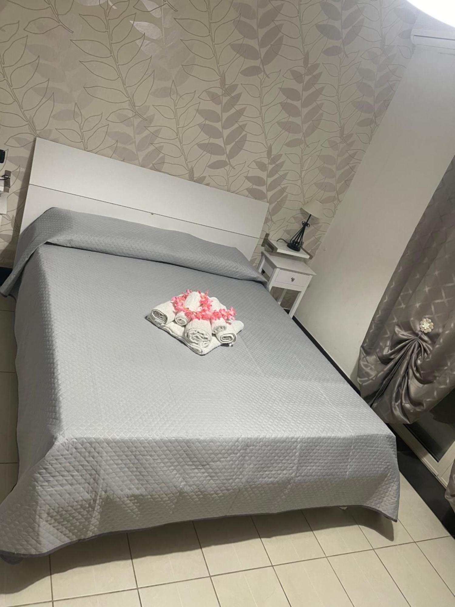 B&B Villa Anna Sibari Bagian luar foto